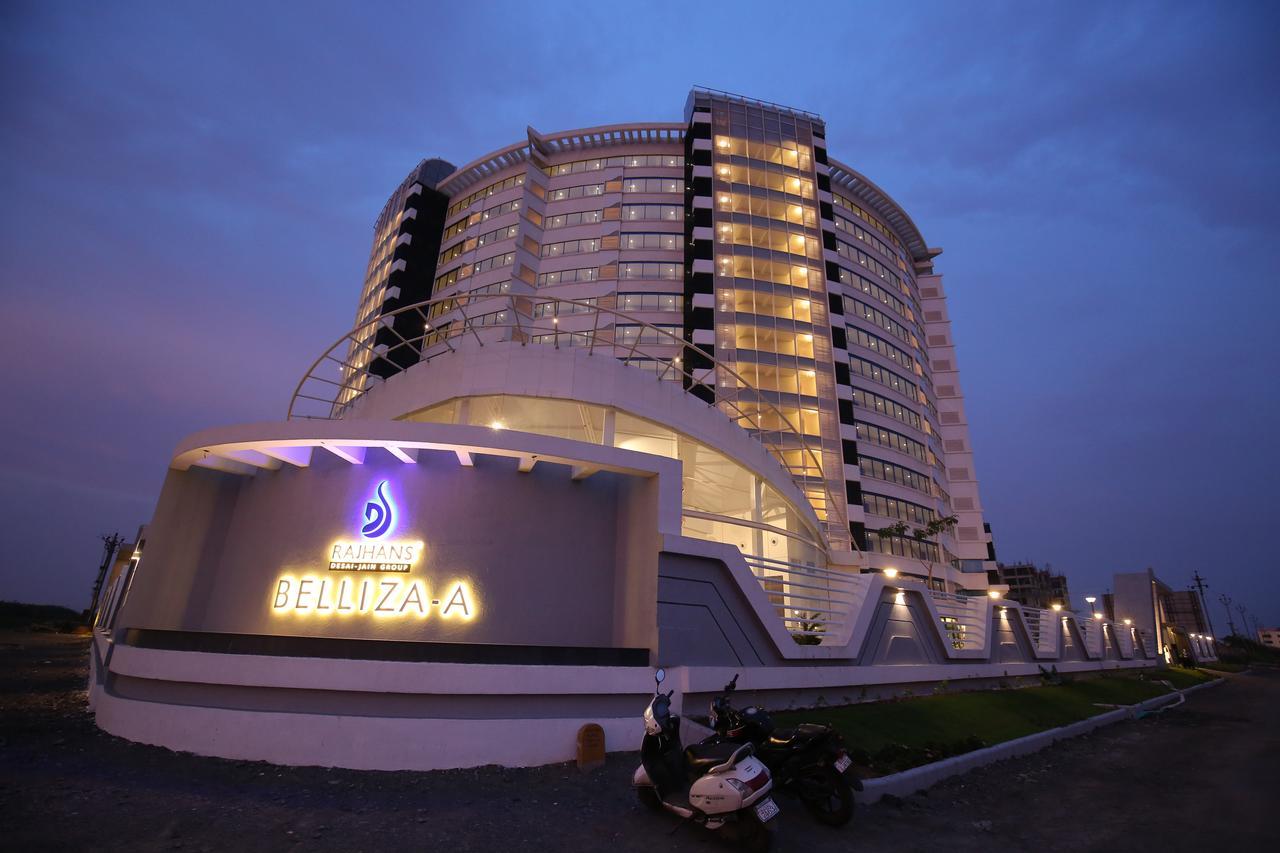 Rajhans Belliza Service Apartment Surate Extérieur photo